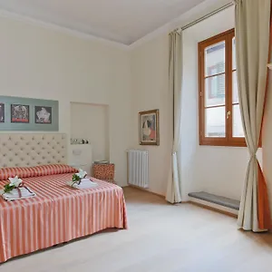 https://proconsolo-superior-suite.it-tuscanyhotel.com